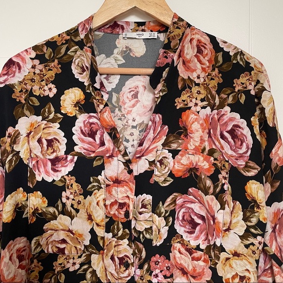 Floral Print Blouse - Picture 2 of 5